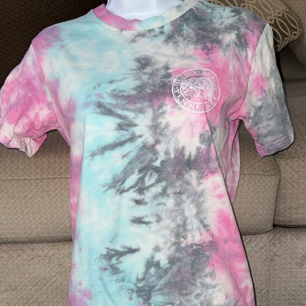 Woman's Pink, Teal, and Gray tie dye t shirt